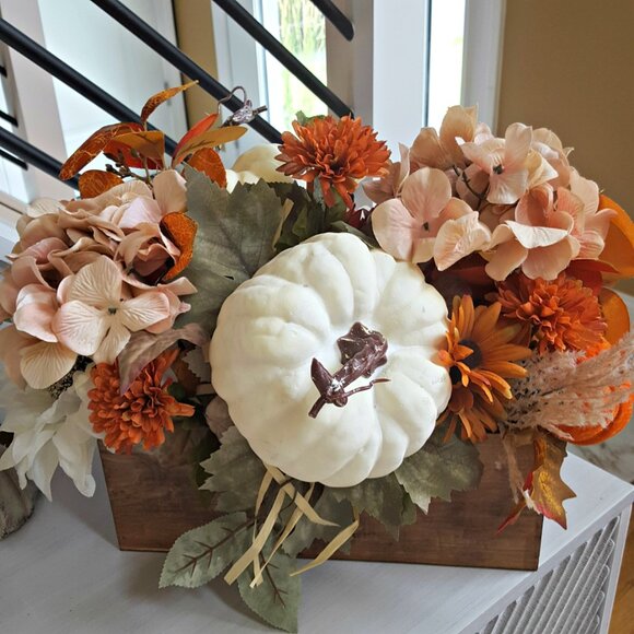 NEW! EXQUISITE Rustic FARMHOUSE Fall FLORAL BOX DECOR - Picture 2 of 5
